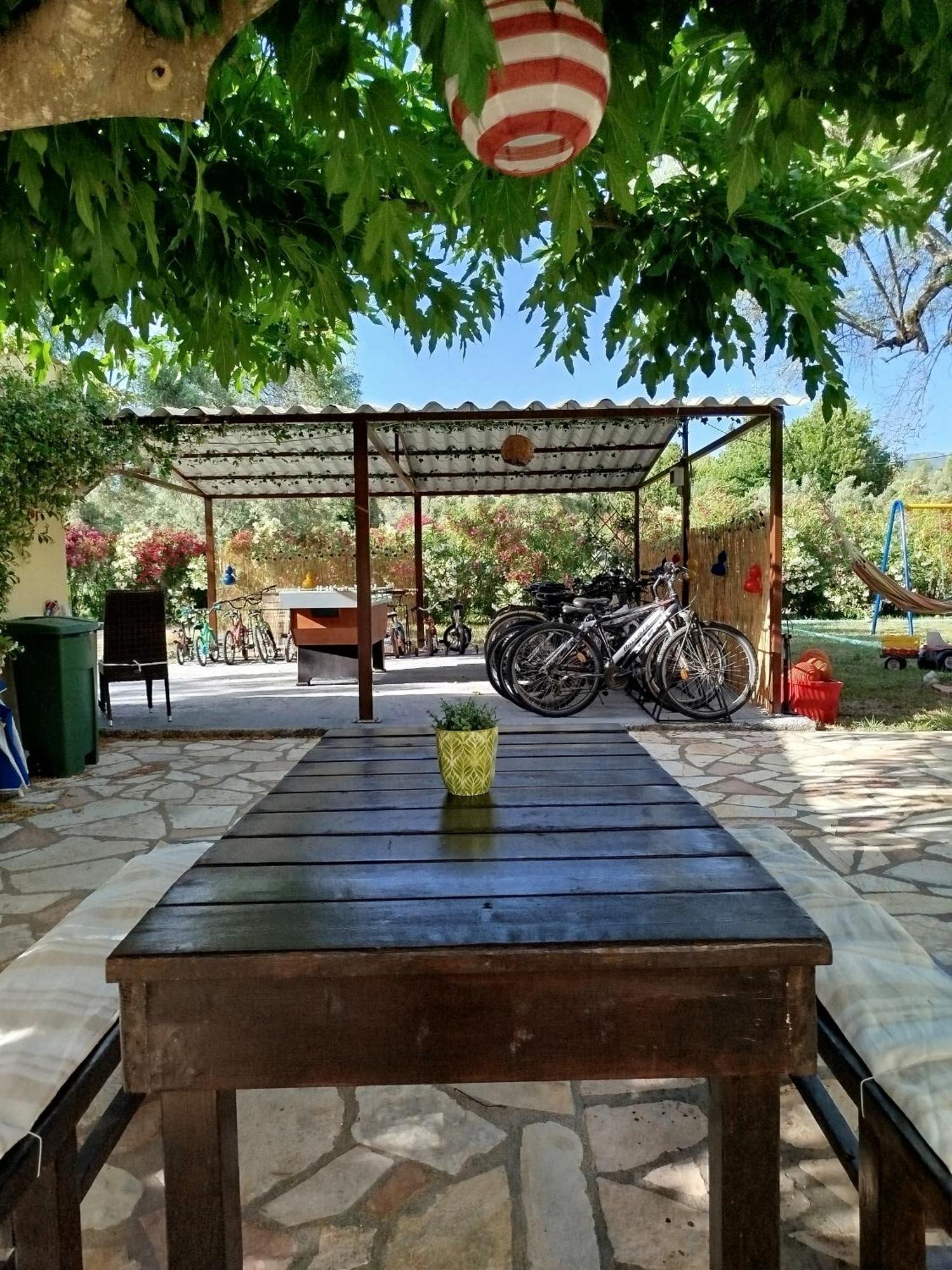 Riverside Αpartments Vassiliki Esterno foto