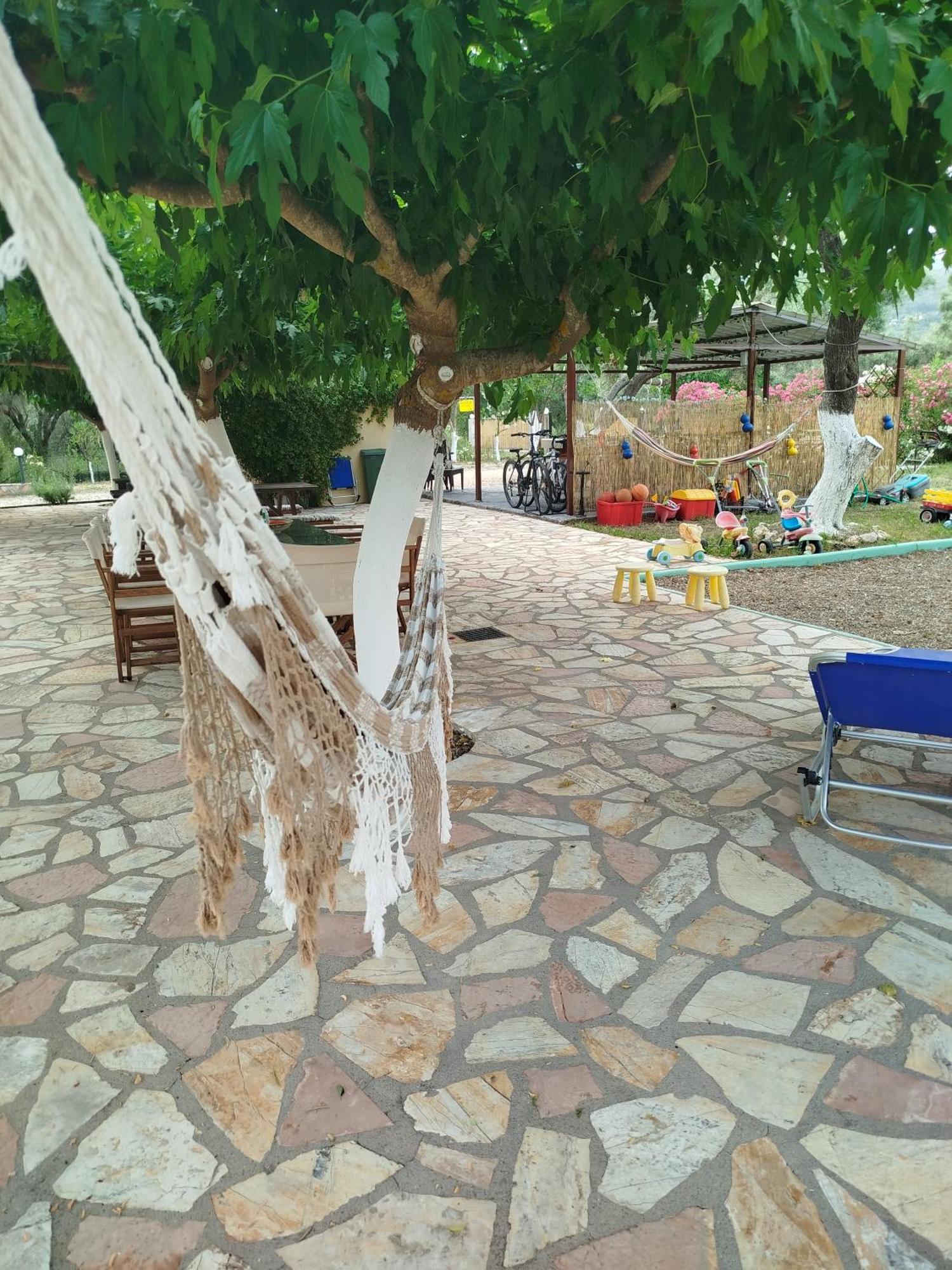Riverside Αpartments Vassiliki Esterno foto